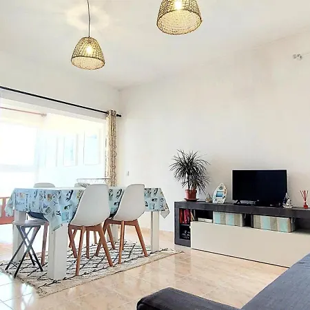 アパート Sunset View Flat アルジェズール